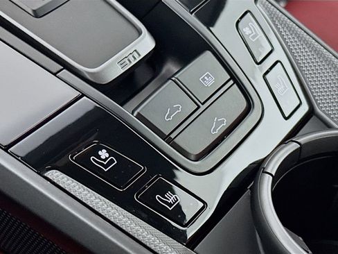 Certified 2024 Porsche 911 Carrera S RWD image 22