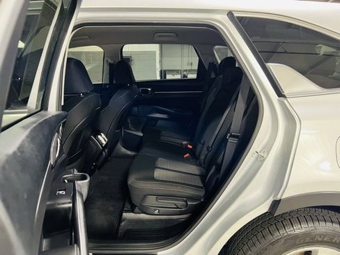 Used 2022 Kia Sorento LX image 22