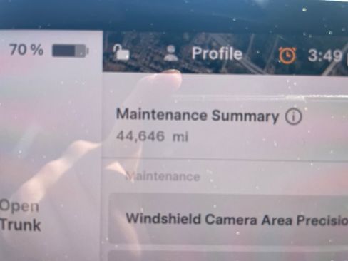 Used 2023 Tesla Model Y Performance image 15