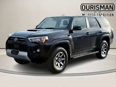 Used 2024 Toyota 4Runner TRD Off-Road Premium image 2