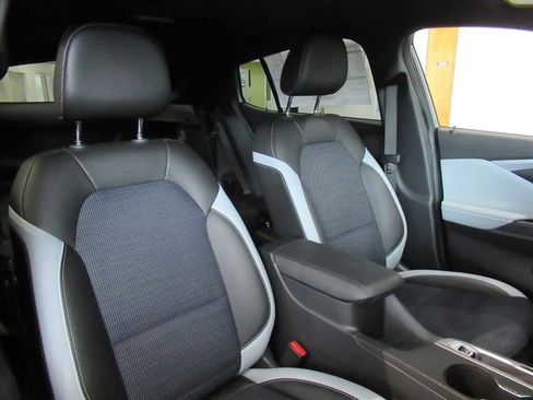 New 2025 Buick Envista Preferred w/ Convenience I Package image 8