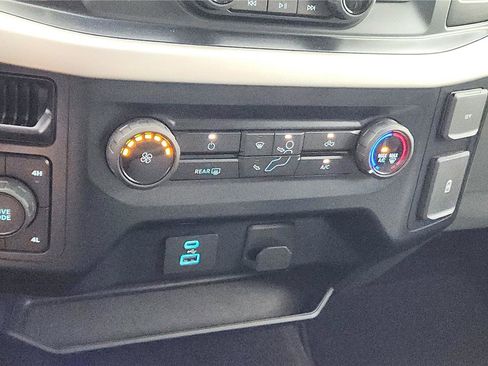 Used 2023 Ford F150 XLT image 43