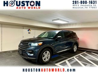 Used 2023 Ford Explorer XLT image 1
