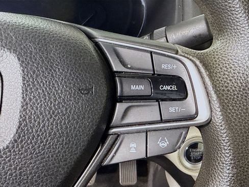 Used 2018 Honda Accord LX image 15