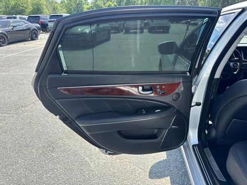 Used 2016 Hyundai Equus Ultimate RWD image 31