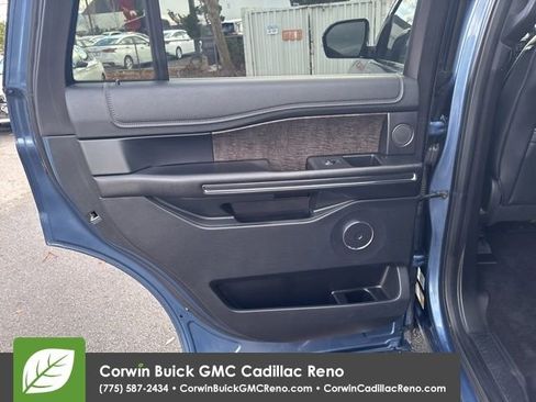 Used 2019 Ford Expedition Limited image 25