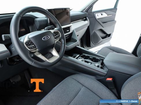 Used 2025 Ford Explorer Active image 19