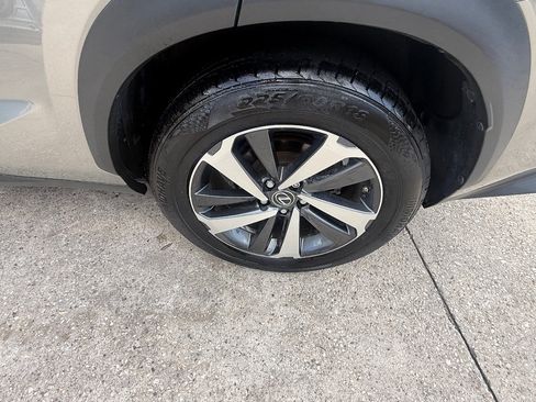 Used 2018 Lexus NX 300 AWD w/ Premium Package image 8