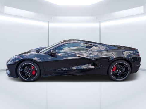 Used 2024 Chevrolet Corvette Stingray Coupe w/ 1LT RWD image 6