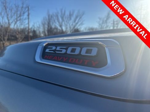 Used 2019 RAM 2500 Laramie image 9