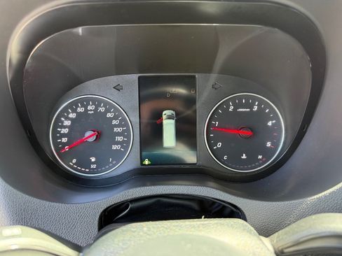 Used 2024 Mercedes-Benz Sprinter 2500 image 22