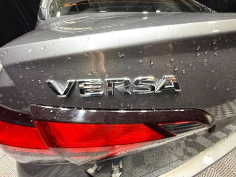 Used 2020 Nissan Versa S image 24