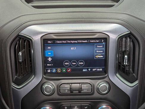 Certified 2019 GMC Sierra 1500 SLT w/ SLT Premium Package AWD/4WD image 19