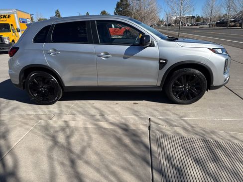 Used 2025 Mitsubishi Outlander Sport ES image 4