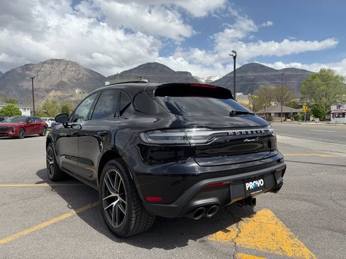 Used 2024 Porsche Macan S AWD/4WD image 8