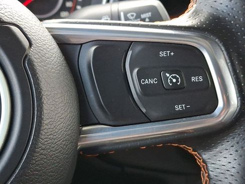 Certified 2020 Jeep Gladiator Mojave image 24