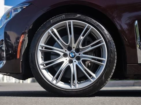 Used 2020 BMW 750i xDrive w/ Executive Package AWD/4WD image 16