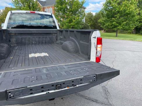 Used 2022 Ford F250 XL w/ Power Equipment Group AWD/4WD image 32
