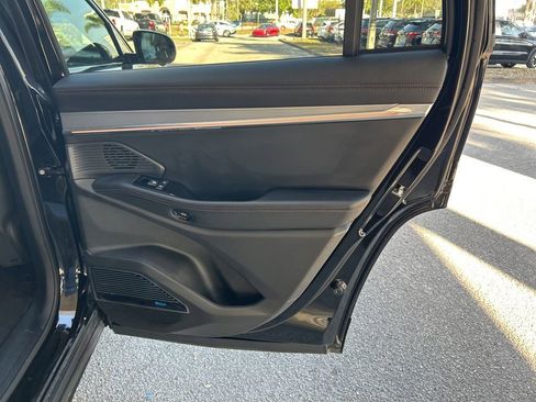 Used 2024 Jeep Wagoneer Launch Edition image 37