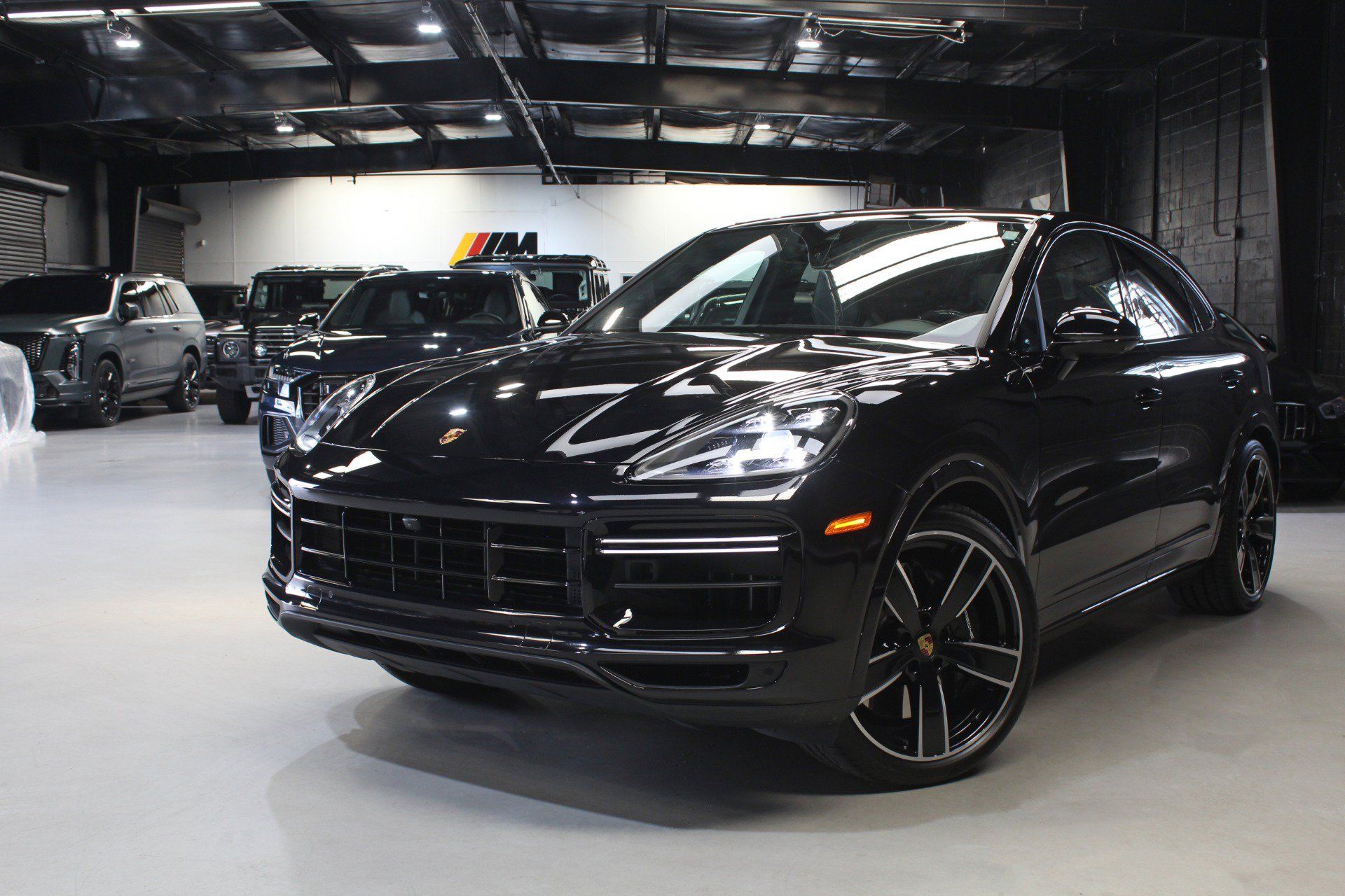 Used 2022 Porsche Cayenne Turbo AWD/4WD image 5