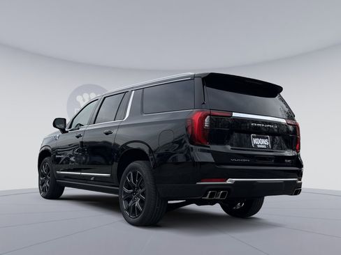 New 2026 GMC Yukon XL Denali w/ Sun & Power Step Package image 4