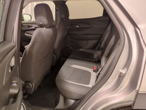 Used 2025 Chevrolet TrailBlazer LS w/ LS Convenience Package image 14