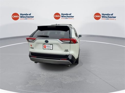 Used 2021 Toyota RAV4 XSE image 9