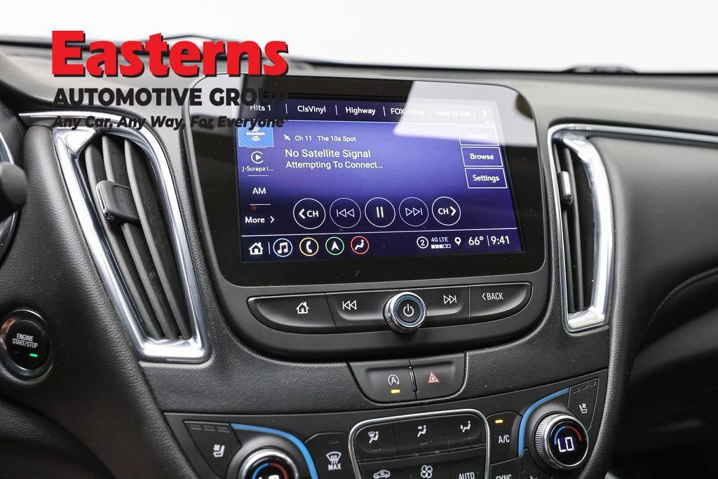 Used 2024 Chevrolet Malibu LT FWD image 19
