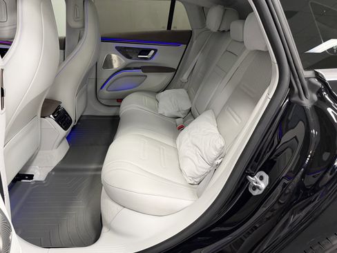 Used 2023 Mercedes-Benz EQS AMG 4MATIC image 39