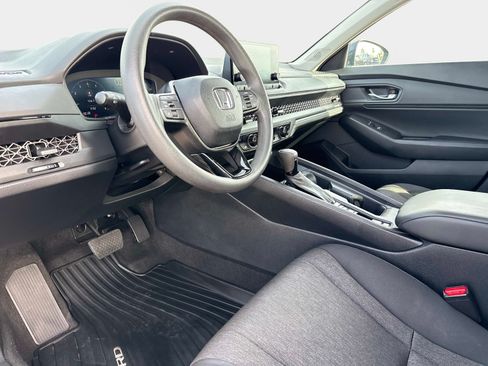 Used 2024 Honda Accord EX image 30