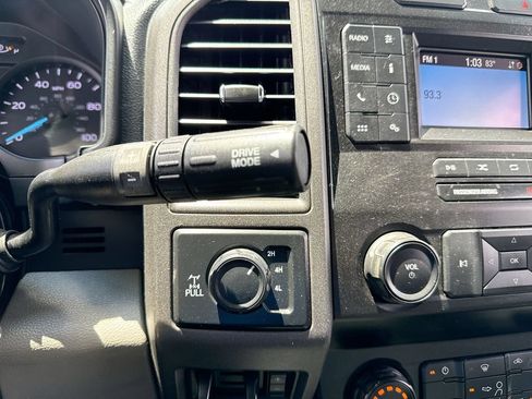 Used 2022 Ford F250 XL w/ Power Equipment Group AWD/4WD image 19