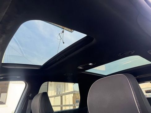 Used 2025 Hyundai Palisade Calligraphy image 19