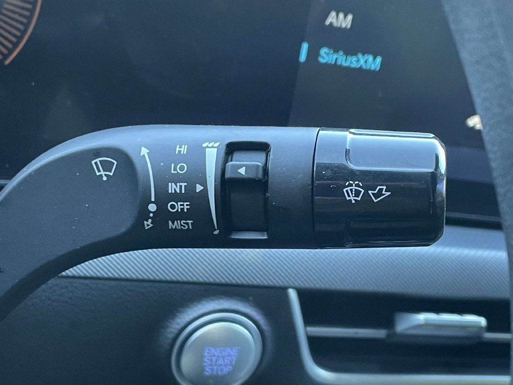 Used 2025 Hyundai Sonata SE FWD image 22