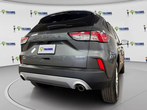 Used 2022 Ford Escape SE image 10