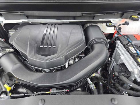 Certified 2025 GMC Acadia AT4 AWD/4WD image 30