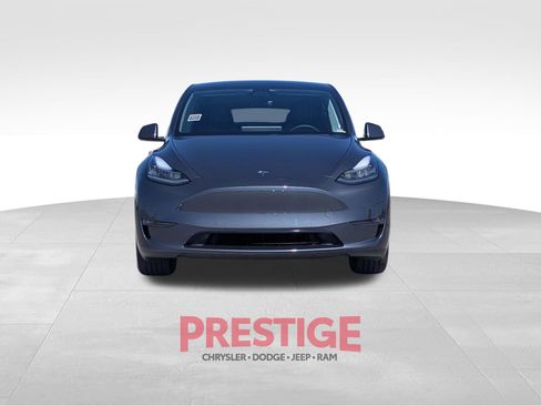 Used 2020 Tesla Model Y Long Range AWD/4WD image 3