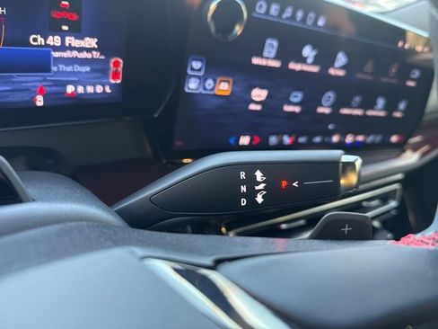 Used 2024 Chevrolet Traverse RS w/ LPO, Floor Liner Package image 19