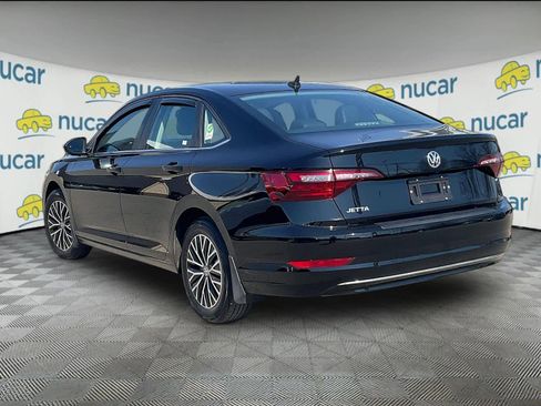 Used 2021 Volkswagen Jetta SE w/ SE Cold Weather Package image 4