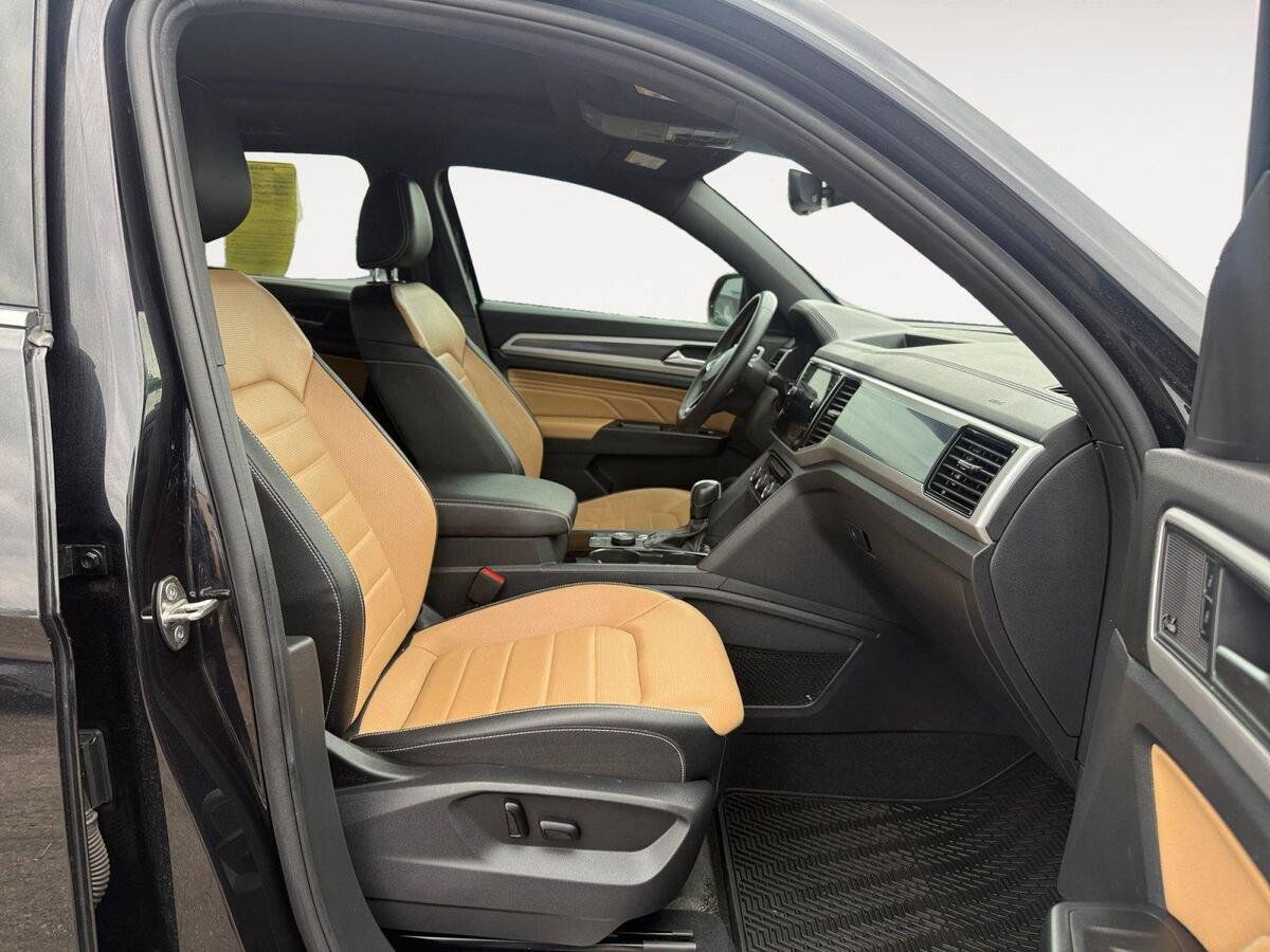 Used 2021 Volkswagen Atlas Cross Sport SEL Premium w/ Cross Sport MDO Package AWD/4WD image 15