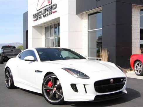 Used 2016 Jaguar F-TYPE R AWD/4WD image 5