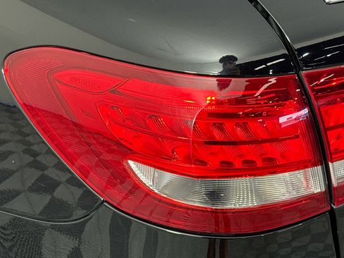 Used 2018 Mercedes-Benz GLC 300 image 34