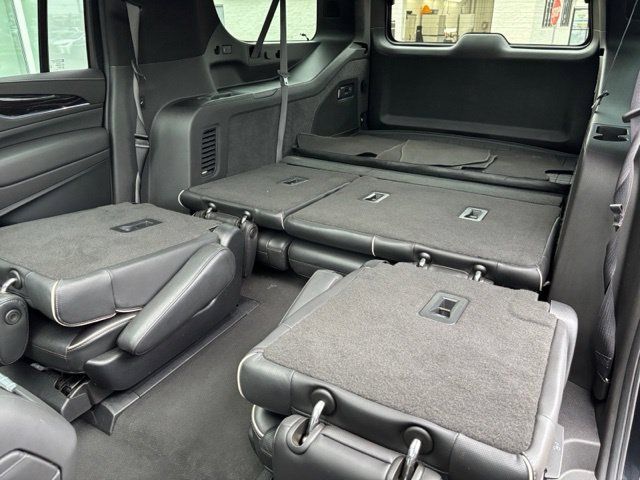 Used 2021 Cadillac Escalade ESV Sport w/ Driver Assist Tech Package RWD image 26