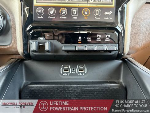 Used 2021 RAM 1500 Laramie w/ Laramie Southwest Edition image 10