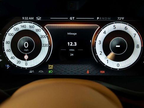 New 2026 Aston Martin DBX 707 image 30