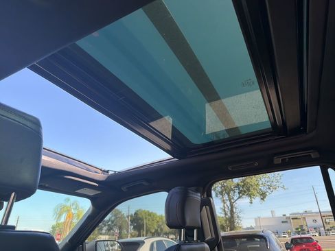 Used 2018 Ford Expedition Limited w/ Equipment Group 301A image 3