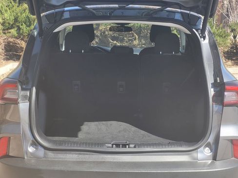 Used 2024 Ford Escape Active w/ Cold Weather Package FWD image 29