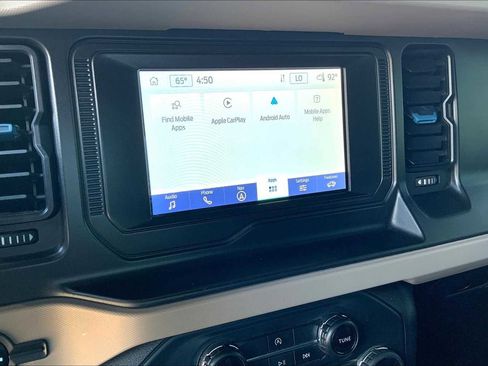 Used 2022 Ford Bronco Wildtrak image 95