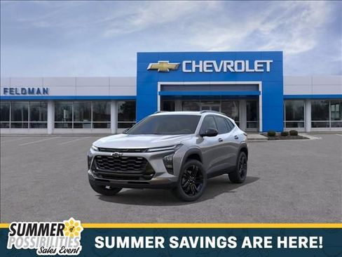 New 2026 Chevrolet Trax ACTIV w/ Sunroof Package FWD image 8