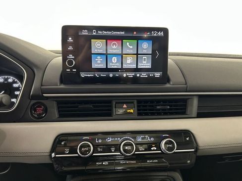 Used 2023 Honda Pilot Touring image 22