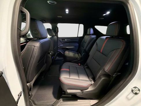 New 2026 Chevrolet Traverse RS image 23